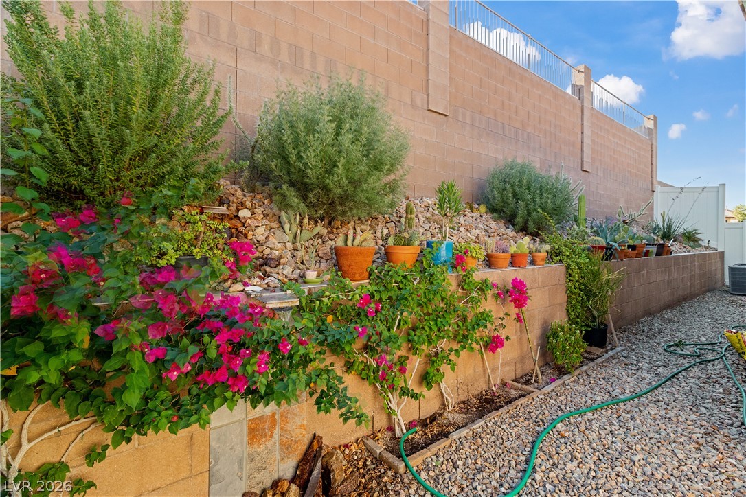 2269 Chandler Ranch Place Laughlin, NV 89029 - Photo 51 of 96 View of yard