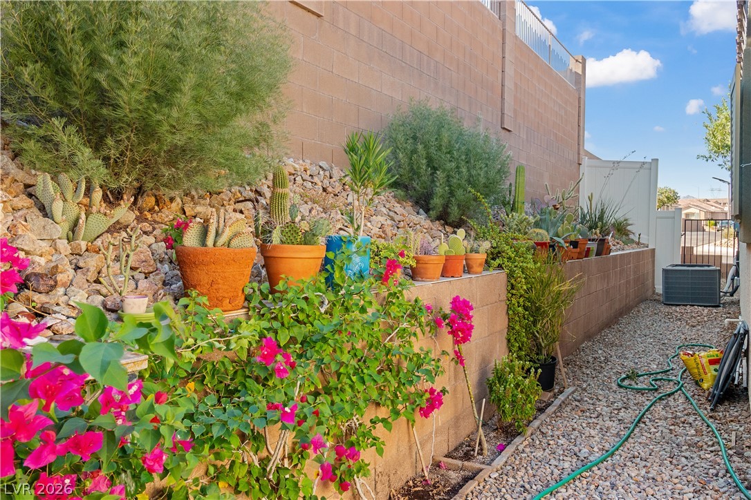 2269 Chandler Ranch Place Laughlin, NV 89029 - Photo 53 of 96 View of yard - You can see the love that has gone into the care for this most cherished yard.