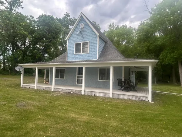 $875,000 | 37598 2nd Star Isle, Dent, MN 56528