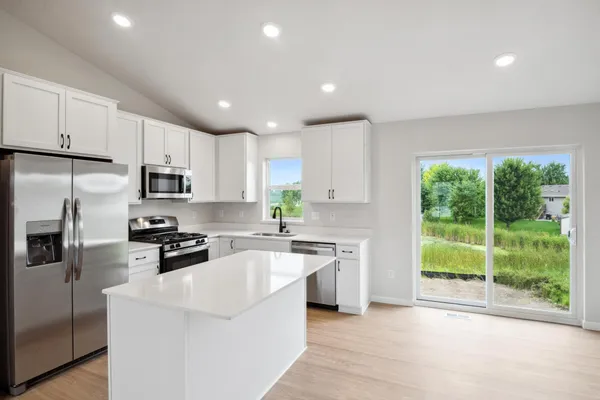 $410,000 | 25863 24th Street West, Zimmerman, MN 55398