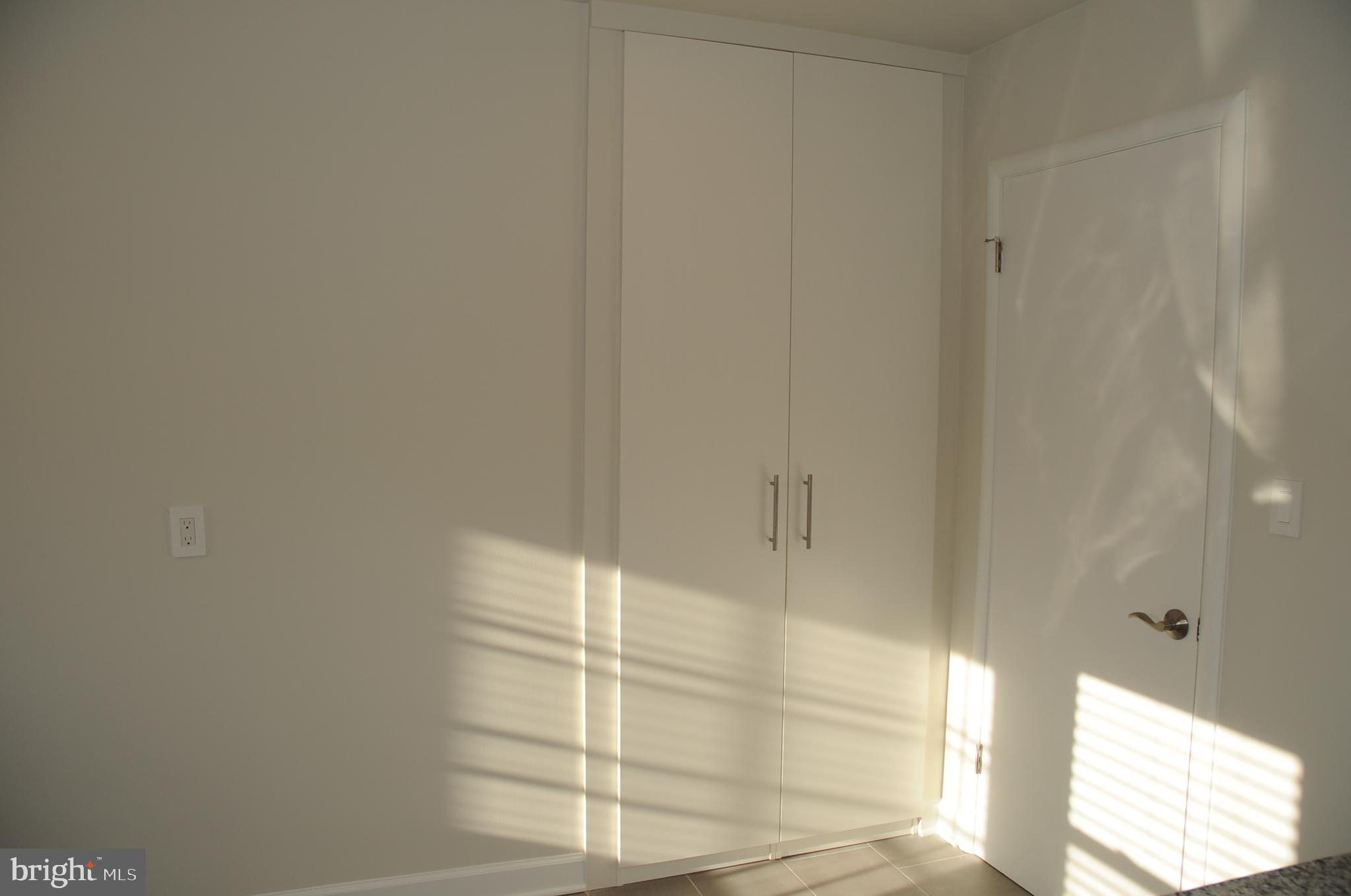 16632 Alden Avenue Gaithersburg, MD 20877 - Photo 19 of 57 Pantry Closet