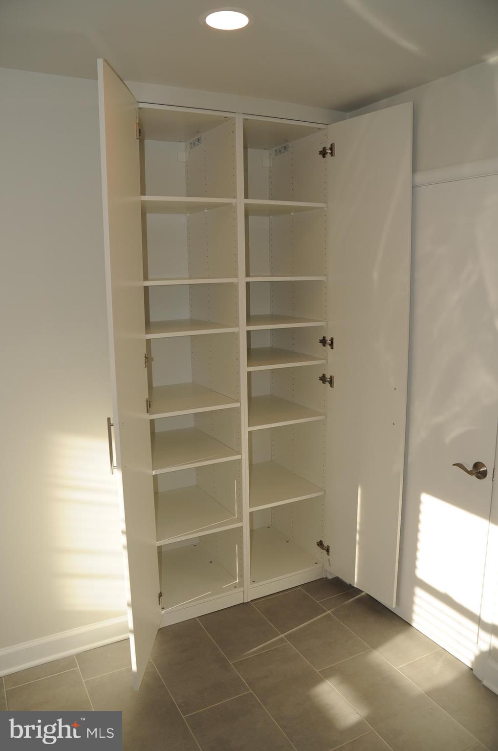 16632 Alden Avenue Gaithersburg, MD 20877 - Photo 20 of 57 Pantry Closet