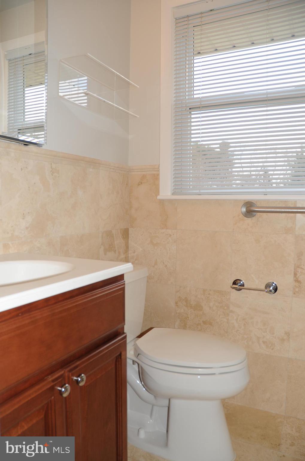 16632 Alden Avenue Gaithersburg, MD 20877 - Photo 23 of 57 Second Hall Bathroom