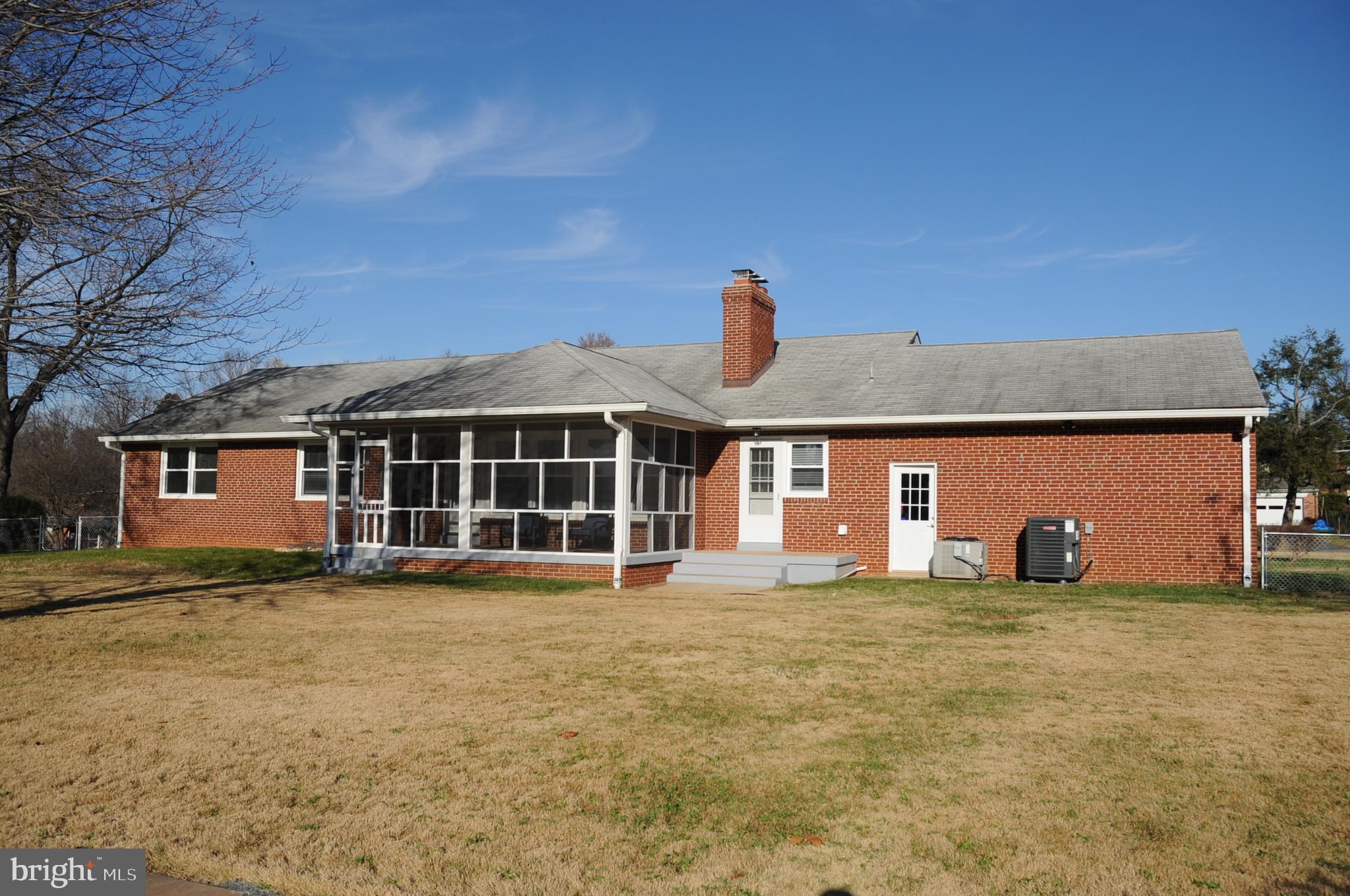16632 Alden Avenue Gaithersburg, MD 20877 - Photo 3 of 57 Backyard
