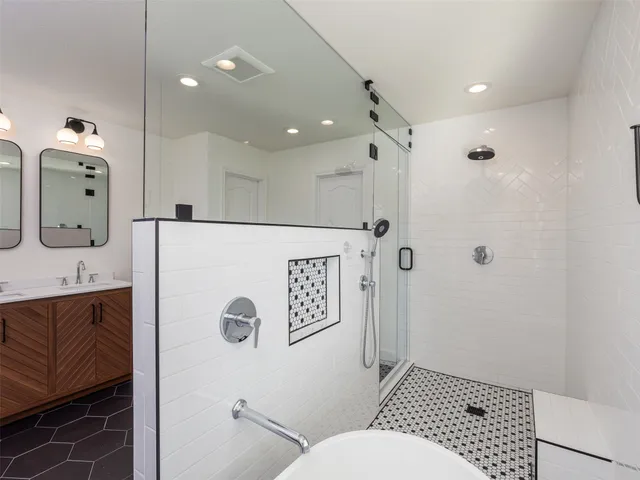 $814,900 | 323 Settlers Home Drive, Cedar Park, TX 78613