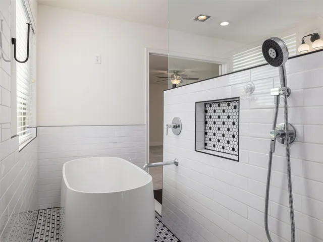 $814,900 | 323 Settlers Home Drive, Cedar Park, TX 78613