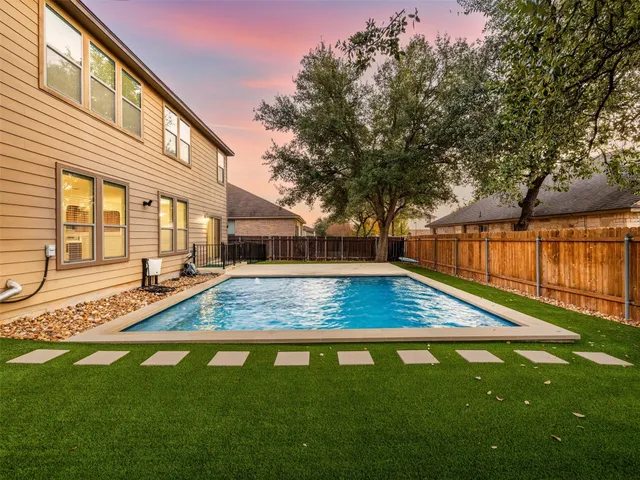 $814,900 | 323 Settlers Home Drive, Cedar Park, TX 78613