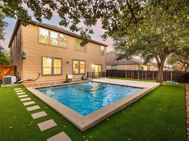 $814,900 | 323 Settlers Home Drive, Cedar Park, TX 78613