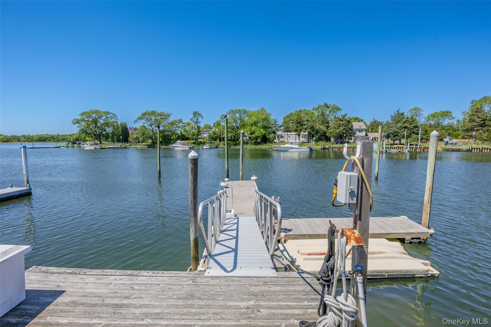 81 Beach Road Aquebogue, NY 11901 - Photo 45 of 50
