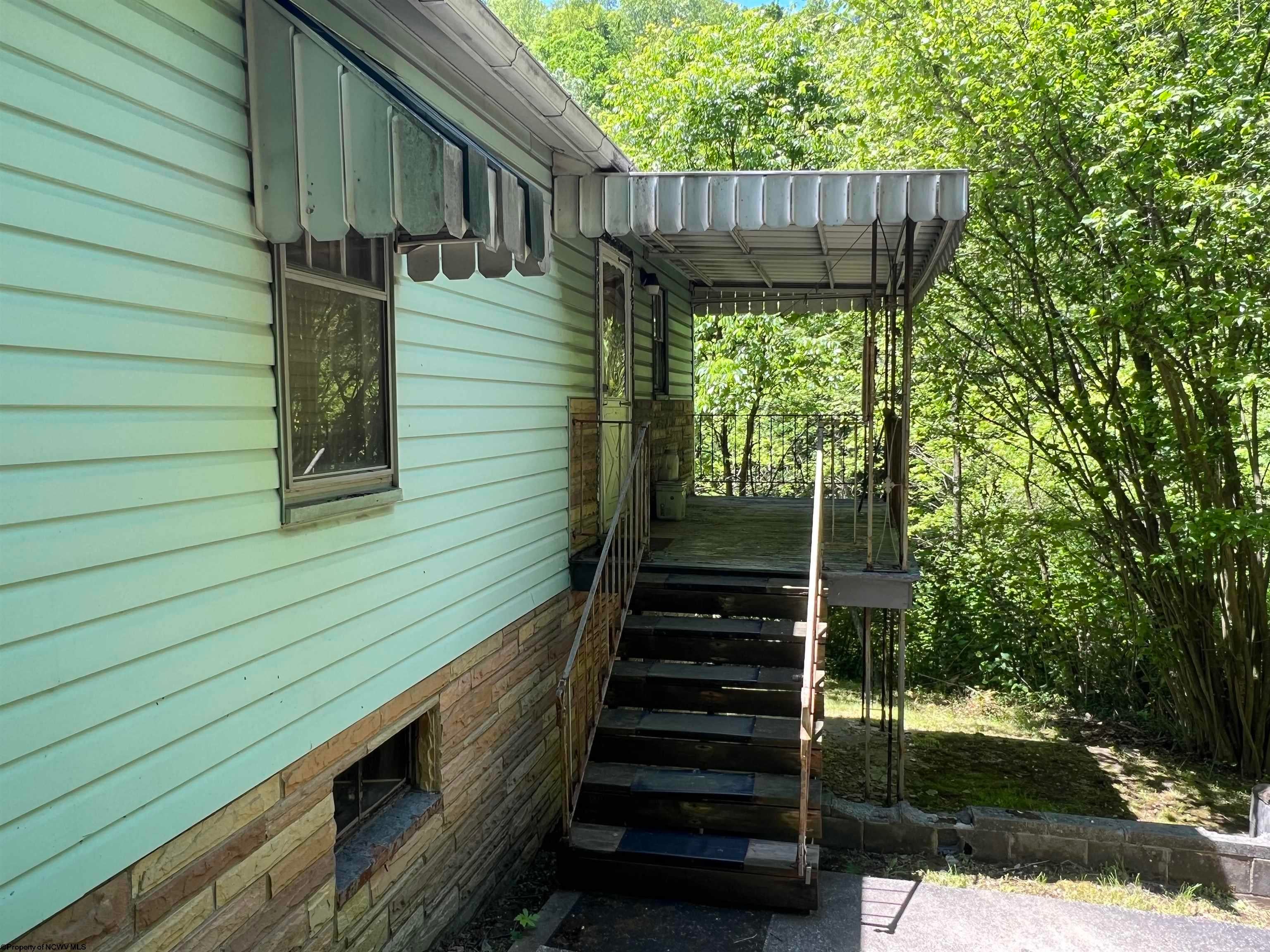 425 Helens Run Road Worthington, WV 26591 - Photo 23 of 31 Gallery Image 23