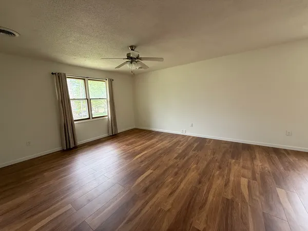 $224,999 | 2 Acapulco Drive, Putnam, IL 61560