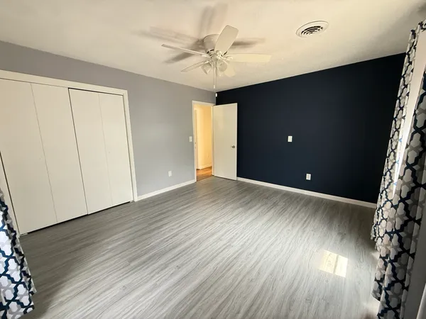 $224,999 | 2 Acapulco Drive, Putnam, IL 61560