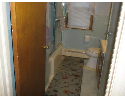 44 Upton Street Springfield, MA 01104 - Photo 6 of 8 Gallery Image 6
