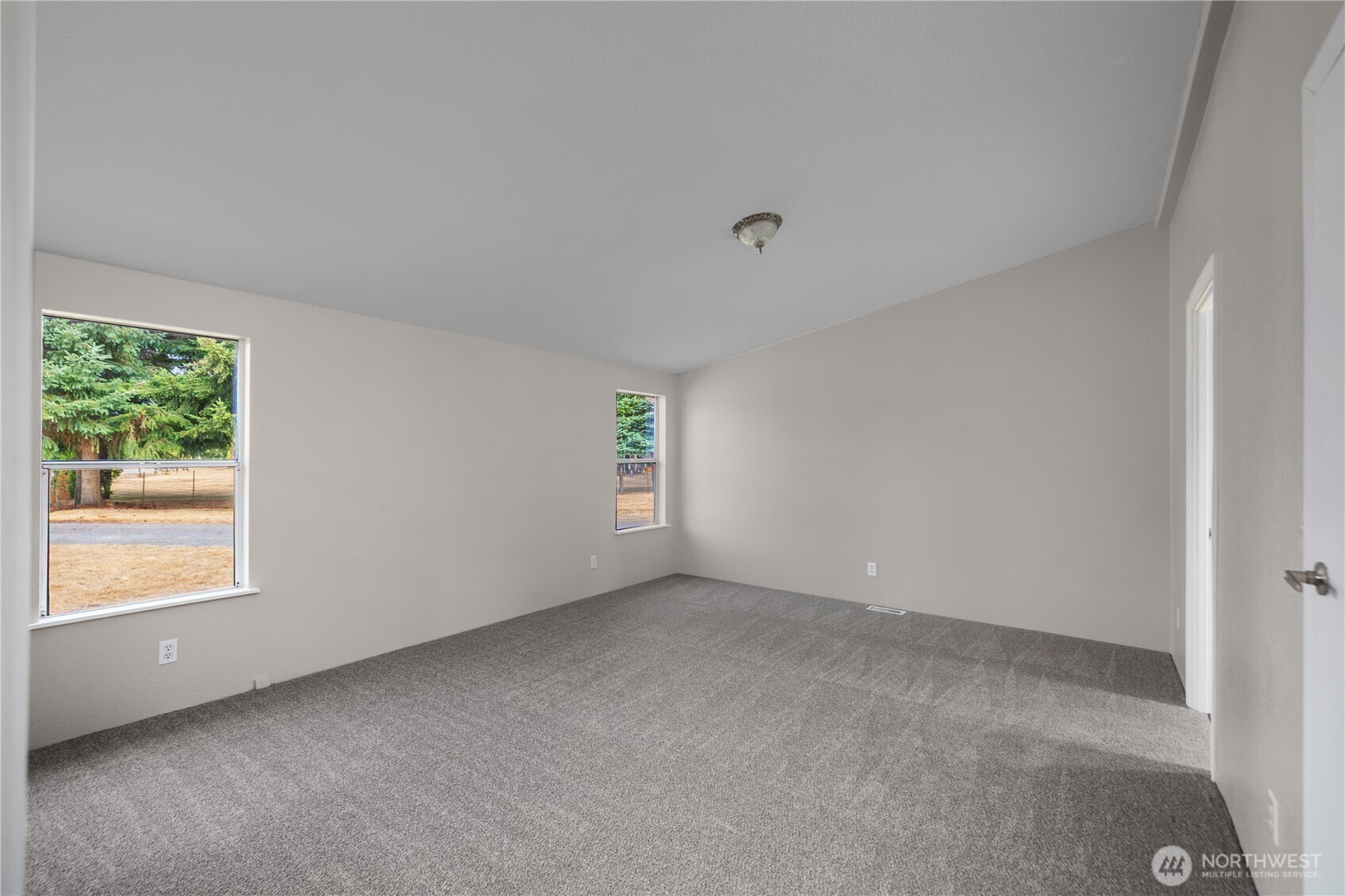 18032 Meyer Lane Southwest Rochester, WA 98579 - Photo 7 of 33 Gallery Image 7