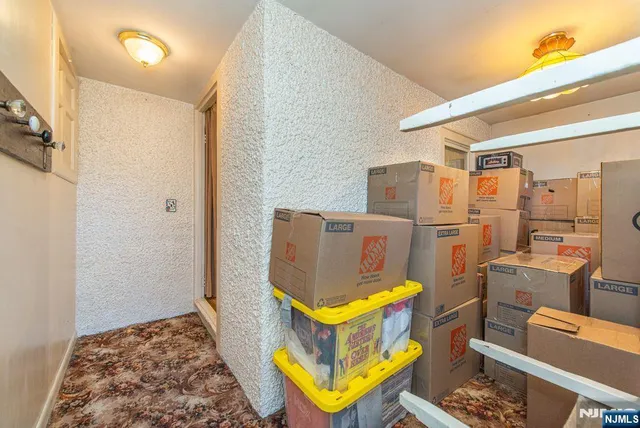 $579,000 | 23 Shuart Lane, Ramsey, NJ 07446