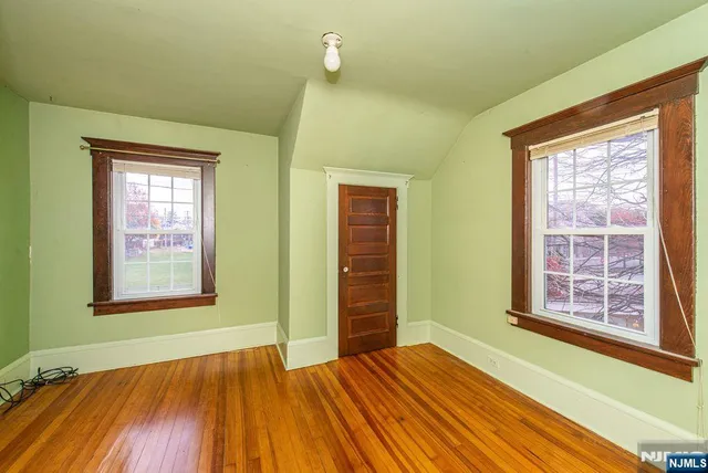 $579,000 | 23 Shuart Lane, Ramsey, NJ 07446