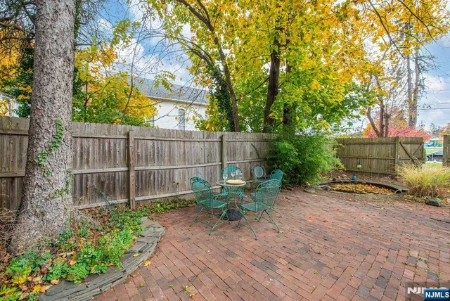 $579,000 | 23 Shuart Lane, Ramsey, NJ 07446