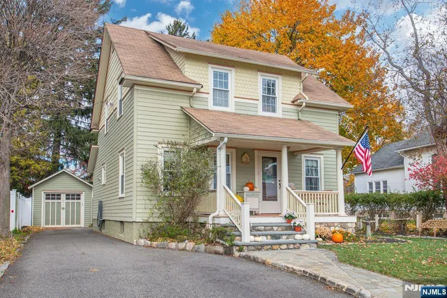 $579,000 | 23 Shuart Lane, Ramsey, NJ 07446