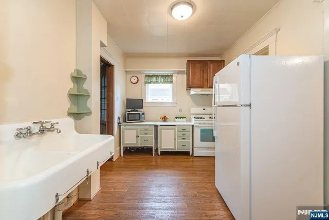 $579,000 | 23 Shuart Lane, Ramsey, NJ 07446