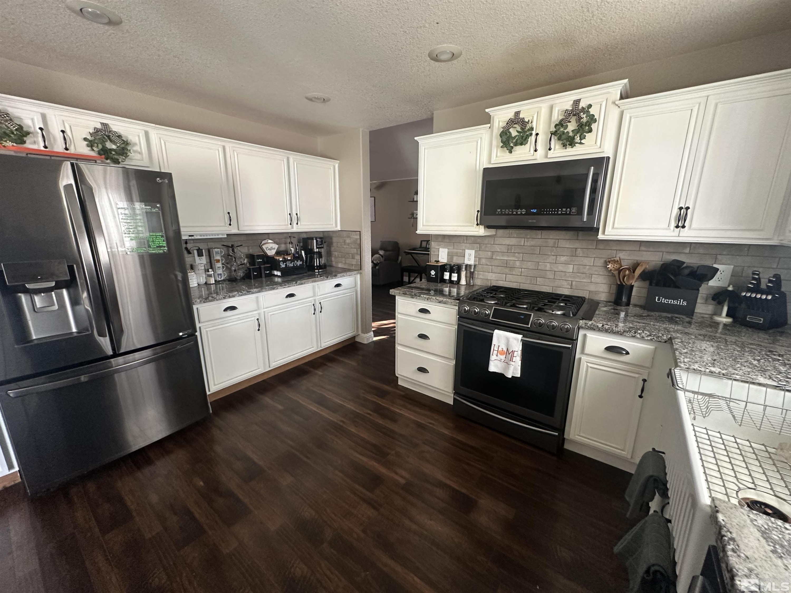 17361 Desert Lake Drive Reno, NV 89508 - Photo 14 of 40 Photo 14