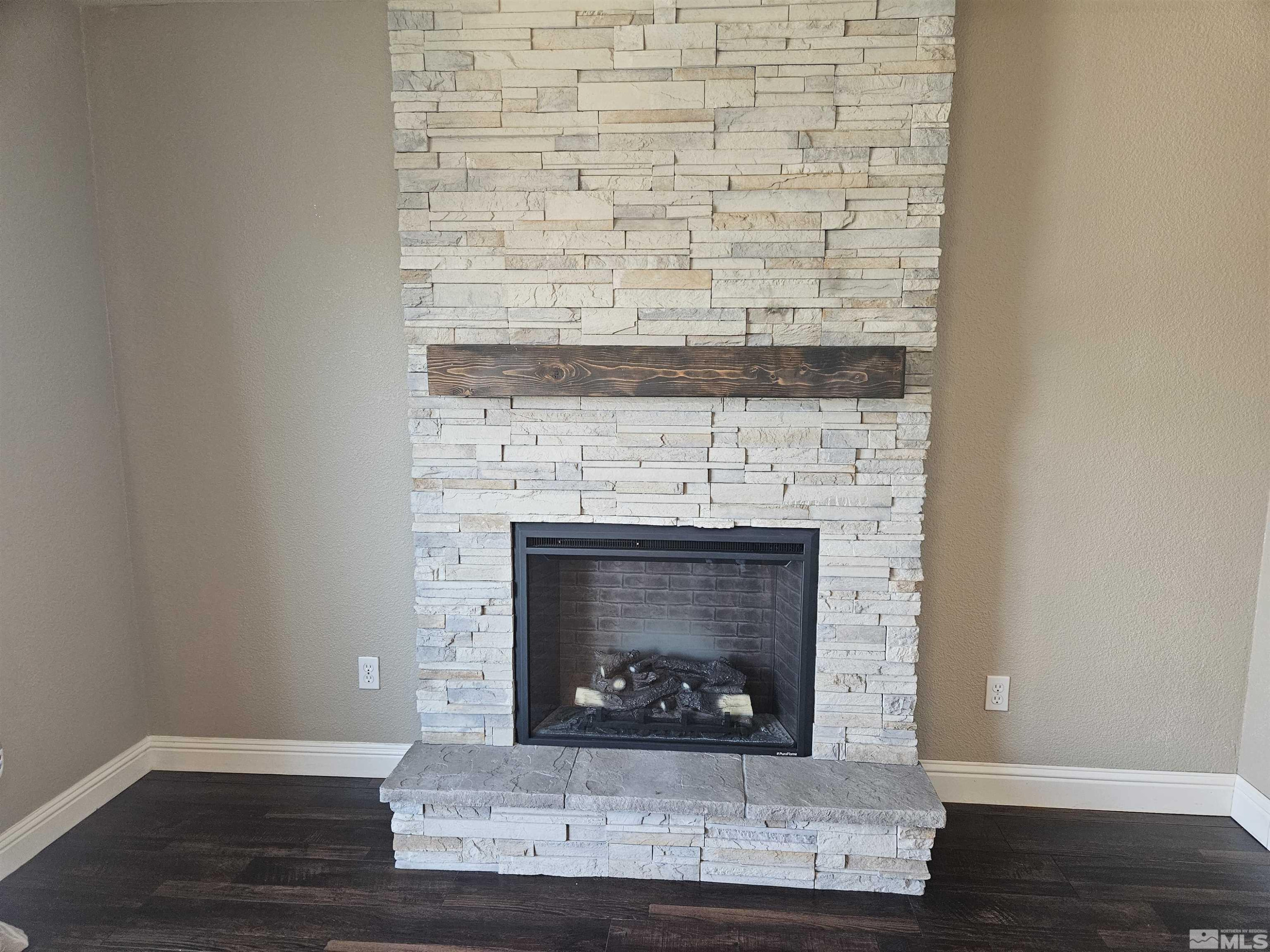 17361 Desert Lake Drive Reno, NV 89508 - Photo 4 of 40 Photo 4