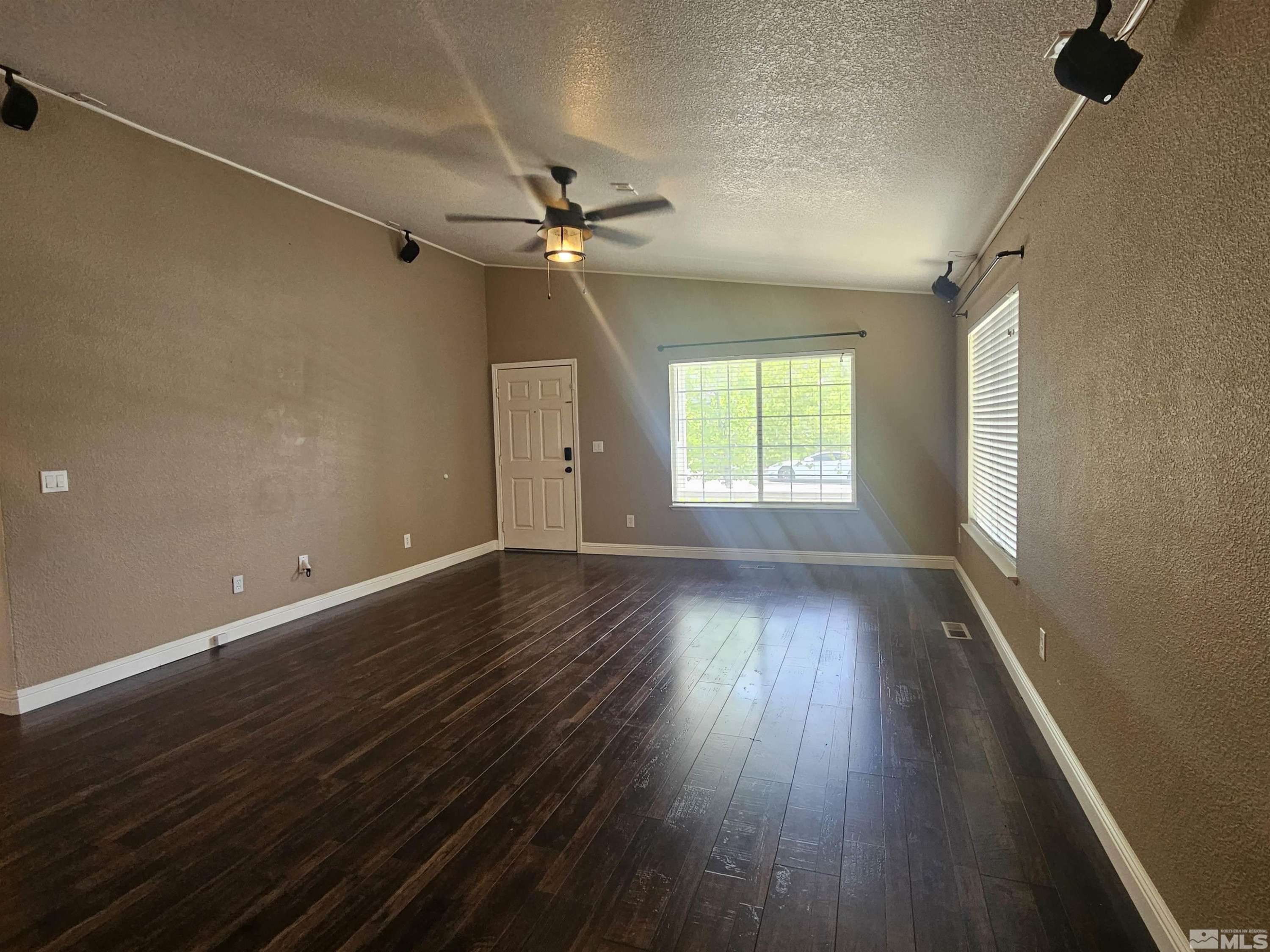 17361 Desert Lake Drive Reno, NV 89508 - Photo 8 of 40 Photo 8