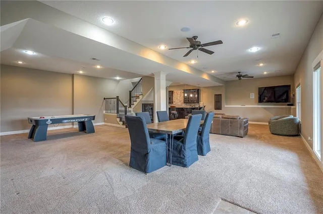 $1,199,000 | 10502 North Willow Avenue, Kansas City, MO 64157