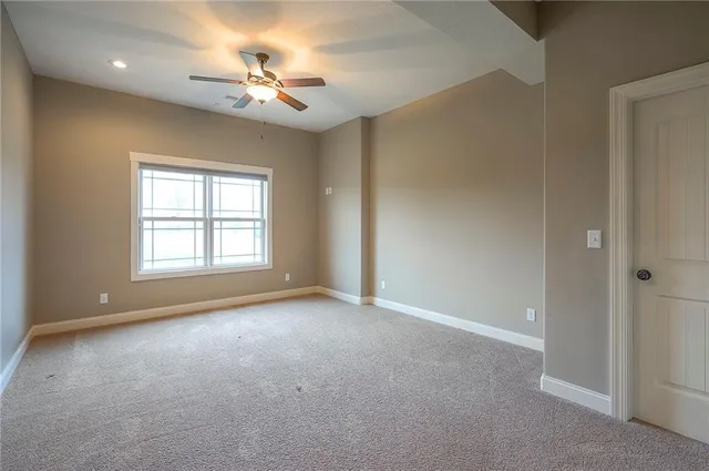 $1,199,000 | 10502 North Willow Avenue, Kansas City, MO 64157