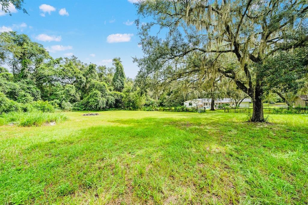 10245 East Trails End Road Floral City, FL 34436 - Photo 6 of 44