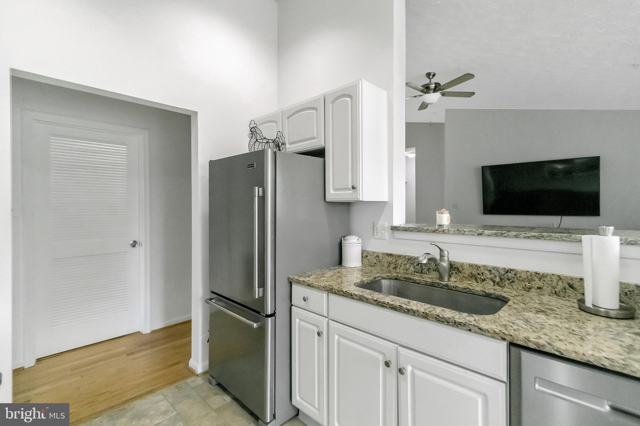 10105 Ridge Manor Terrace, Unit 3000L Damascus, MD 20872 - Photo 11 of 29
