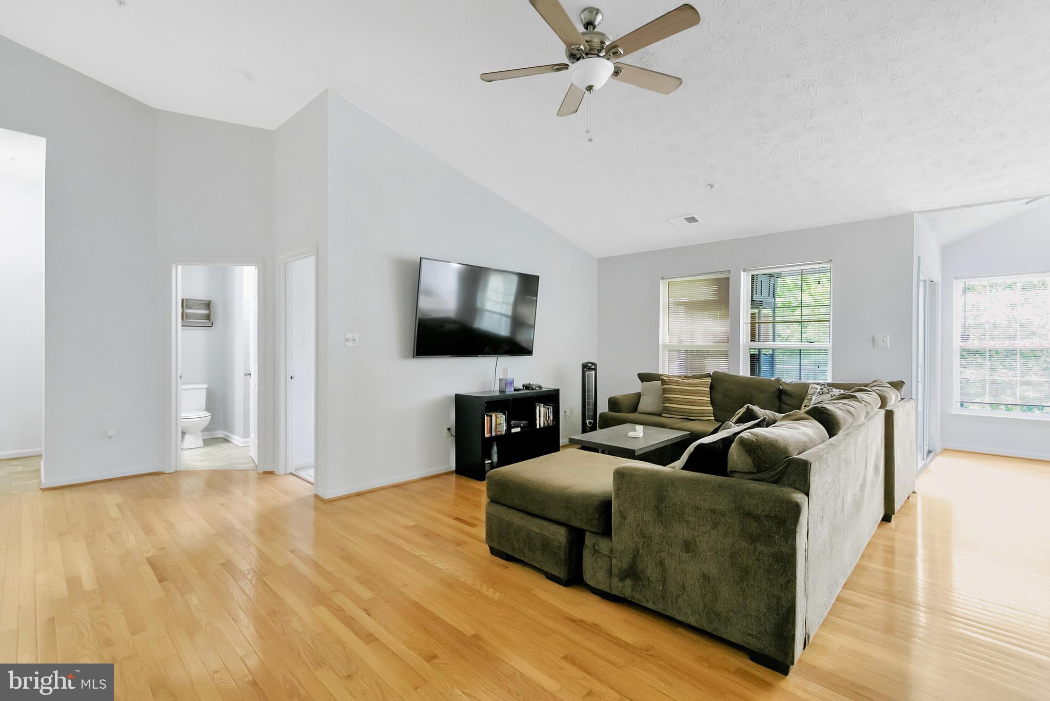 10105 Ridge Manor Terrace, Unit 3000L Damascus, MD 20872 - Photo 6 of 29