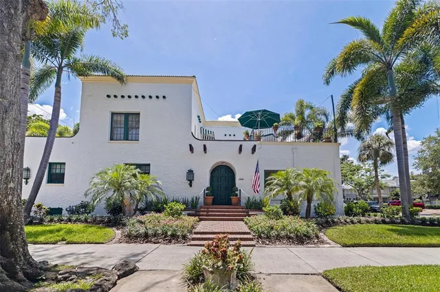 $1,899,000 | 1920 Cherry Street Northeast, St. Petersburg, FL 33704