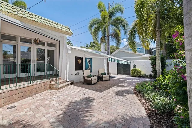 $1,899,000 | 1920 Cherry Street Northeast, St. Petersburg, FL 33704