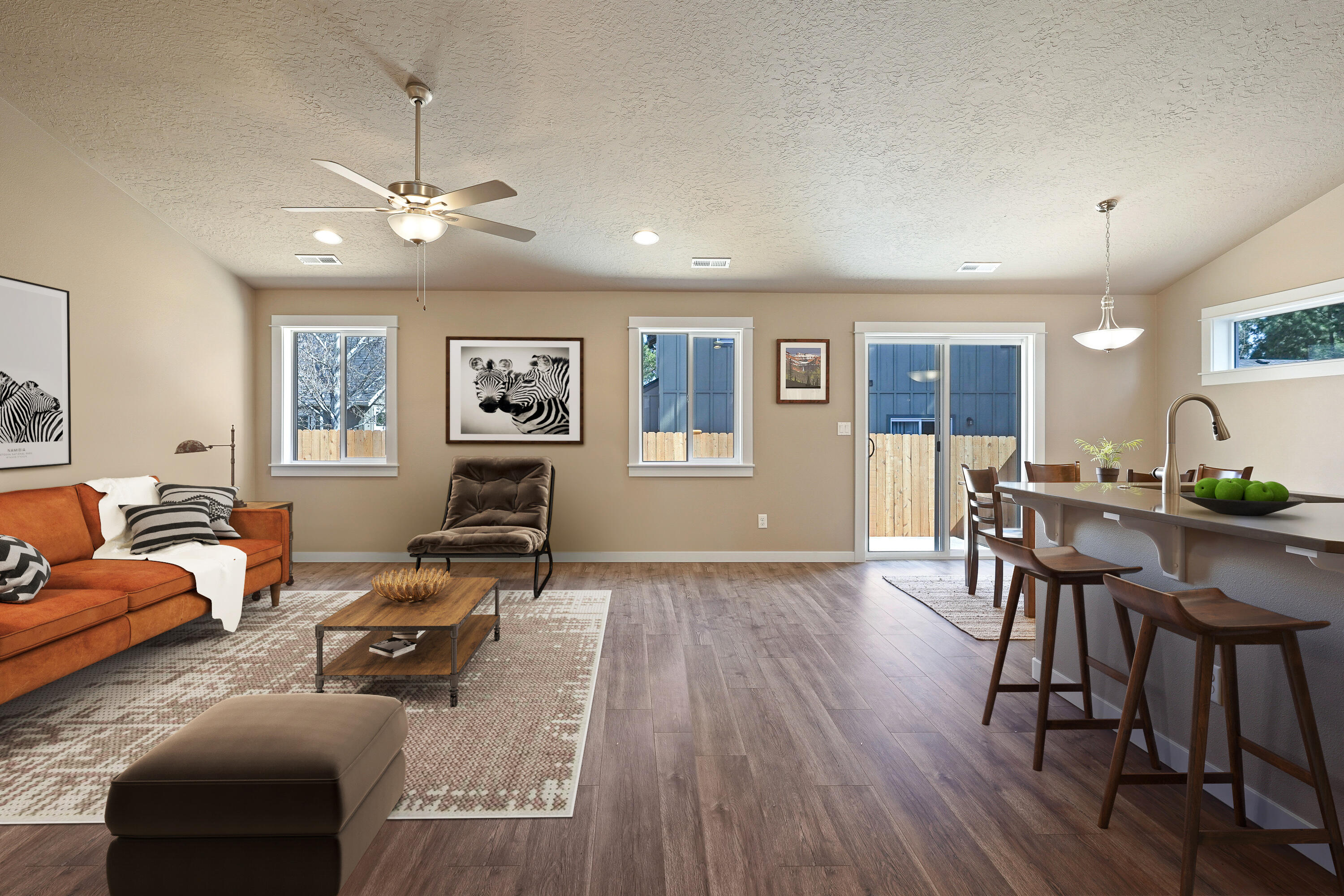 760 North McKinney Rnch Road Sisters, OR 97759 - Photo 4 of 25 Great room VS (Virtually Staged)