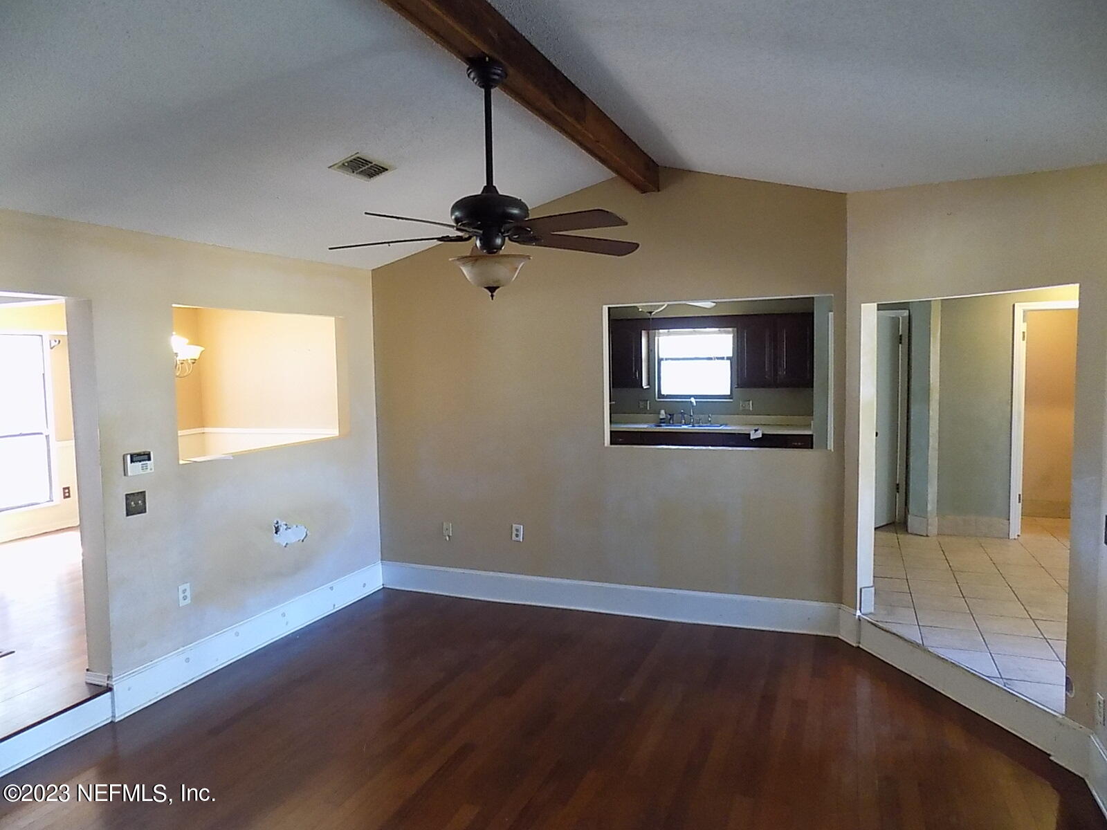 946 Maple Ridge Court Orange Park, FL 32065 - Photo 8 of 38 Living Room - view 3