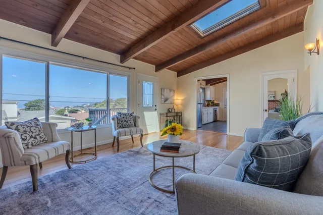 $4,500 | 820 Edgemar Avenue, Unit UPSTAIRS, Pacifica, CA 94044