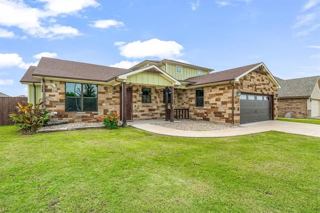 $543,000 | 130 Elk Cove, Stephenville, TX 76401