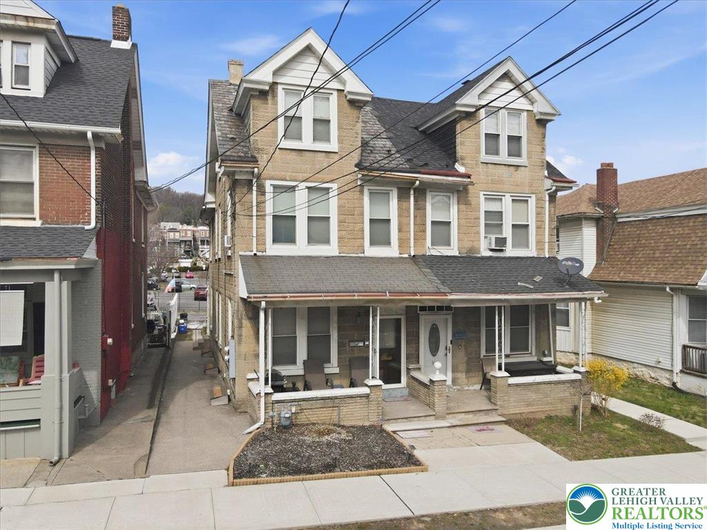 921 Broadway Fountain Hill, PA 18015 - Photo 6 of 93
