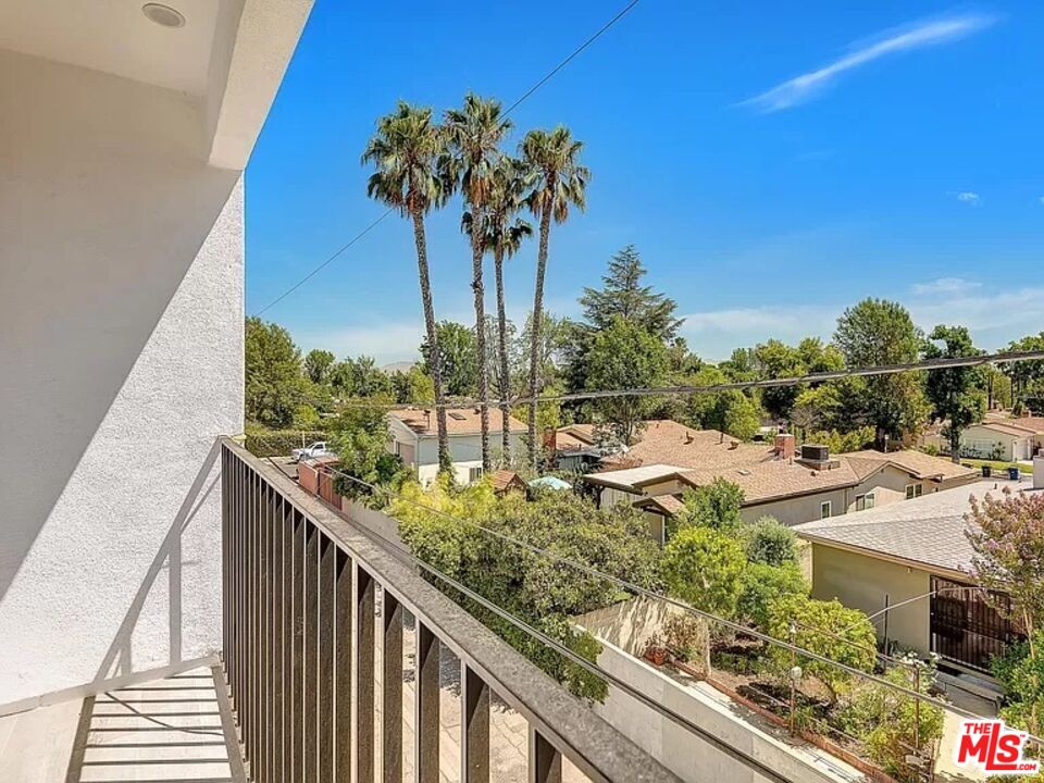 5750 Kester Avenue Van Nuys, CA 91411 - Photo 17 of 21 a view of a garden from a balcony