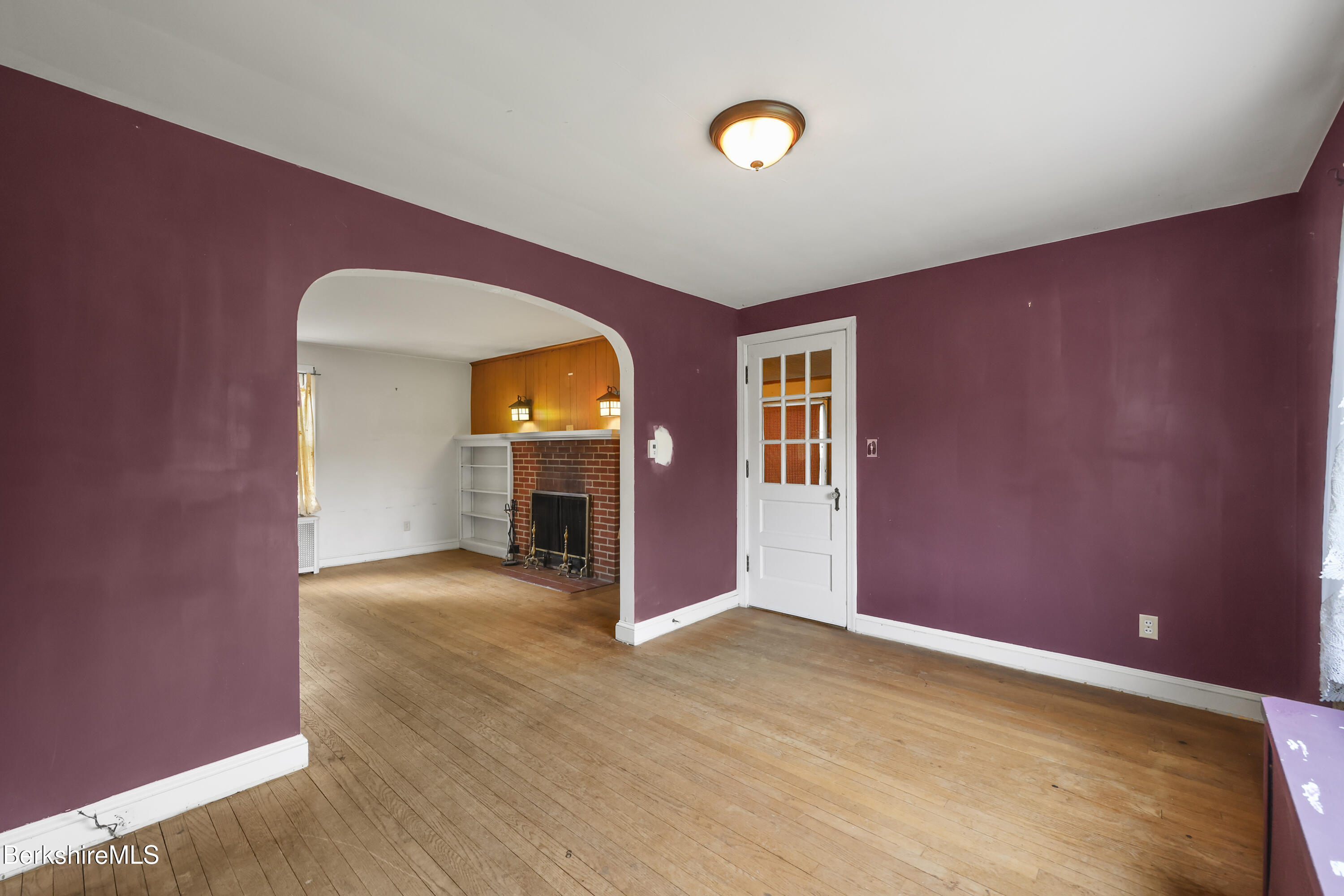32 Jason Street Pittsfield, MA 01201 - Photo 4 of 27 45 Dining Room