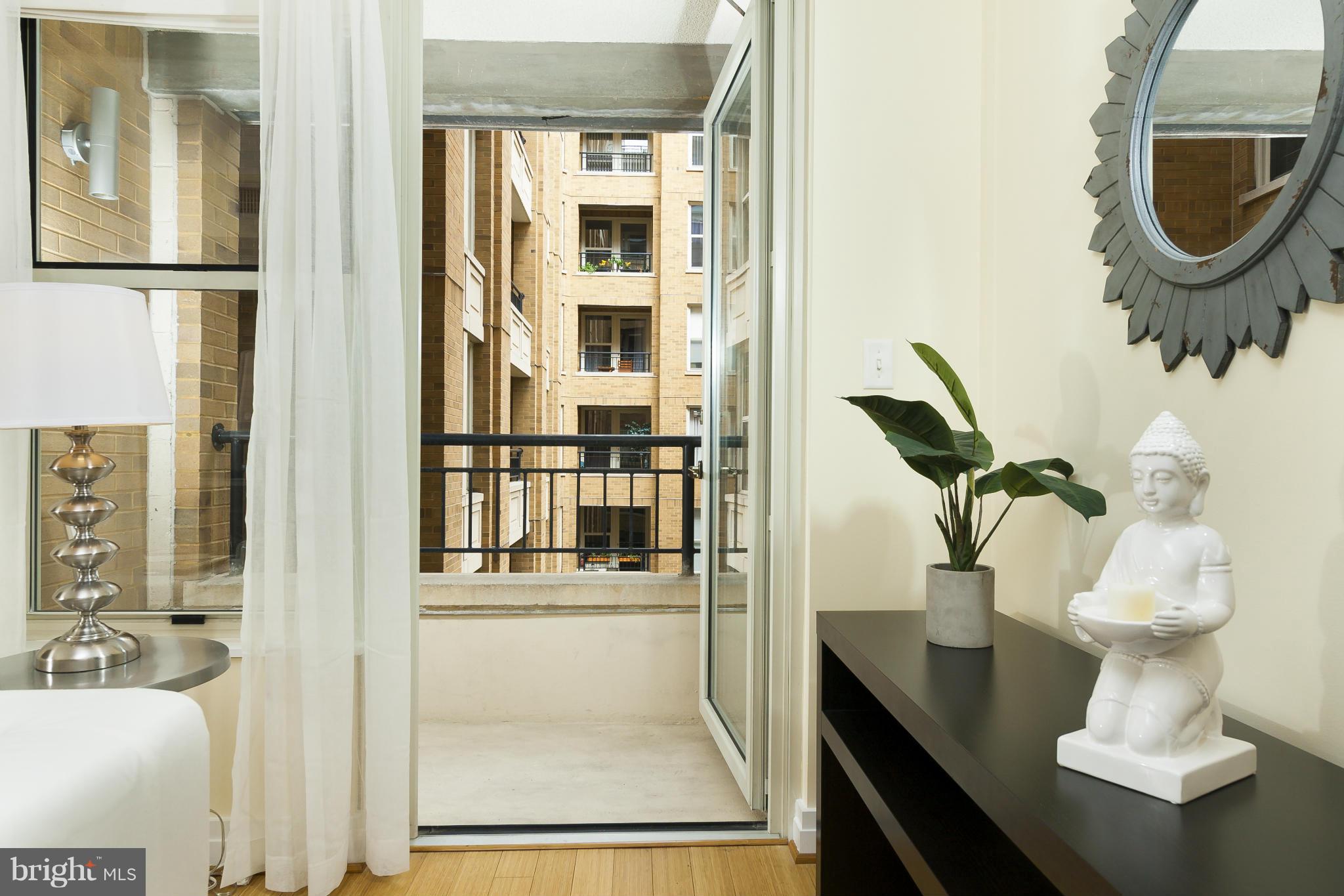 915 E Street Northwest, Unit 714 Washington, DC 20004 - Photo 10 of 30 Interior (General)