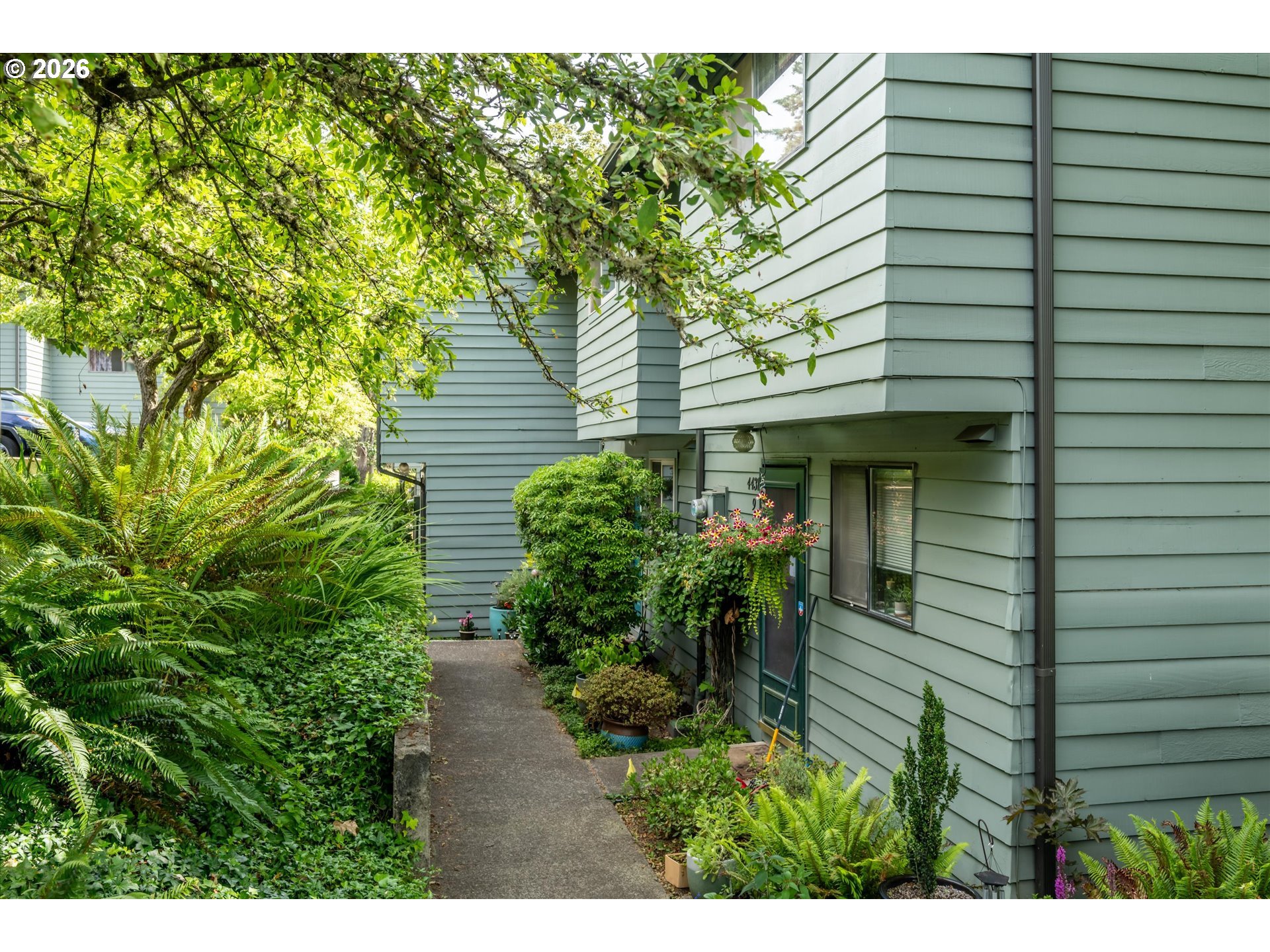 4431 Fox Hollow Road, Unit 6 Eugene, OR 97405 - Photo 27 of 46