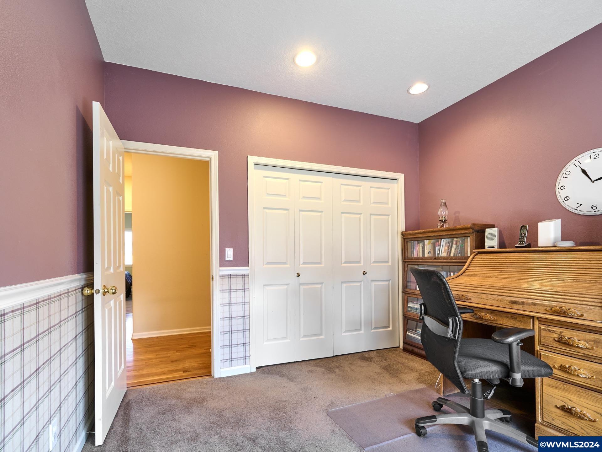 1105 Laurelridge Loop Northeast Keizer, OR 97303 - Photo 28 of 36