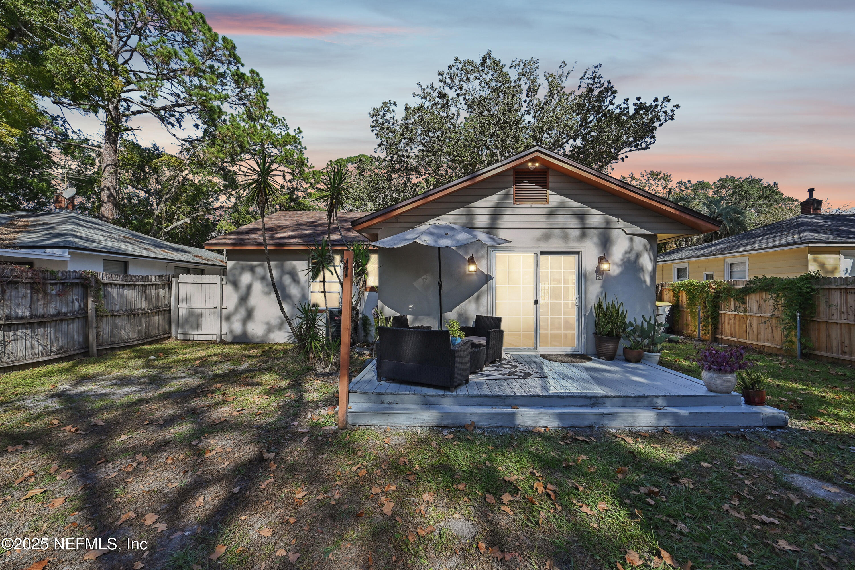 1316 Rensselaer Avenue Jacksonville, FL 32205 - Photo 46 of 46 a front view of a house with a yard