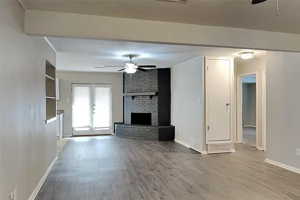 $2,345 | 1018 North Lucas Drive, Grapevine, TX 76051
