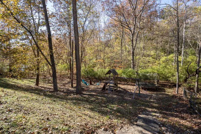 $424,900 | 1698 Brookridge Cir Drive, Lawrenceburg, IN 47025