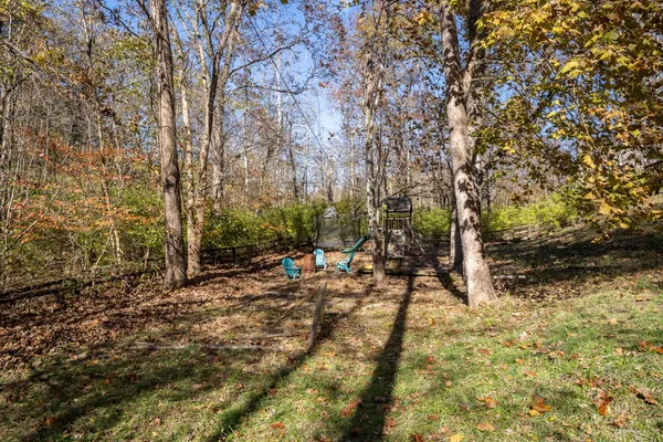 $414,900 | 1698 Brookridge Cir Drive, Lawrenceburg, IN 47025