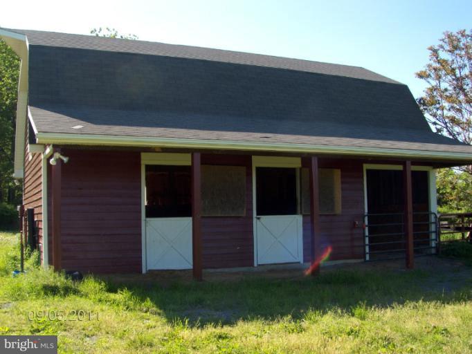 372 Old Baltimore Road Winchester, VA 22603 - Photo 22 of 30 Barn