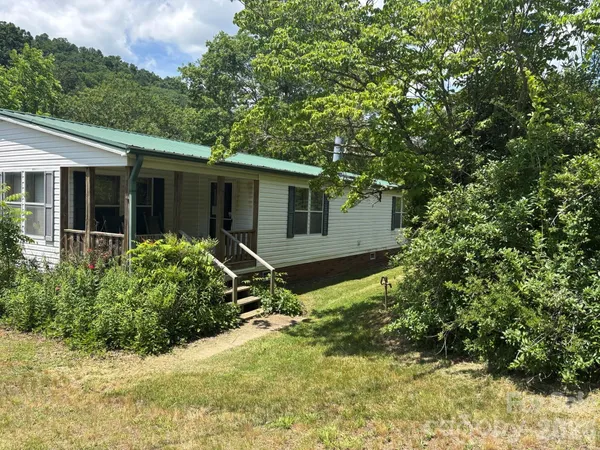 $245,000 | 130 Wid Smith Road, Burnsville, NC 28714