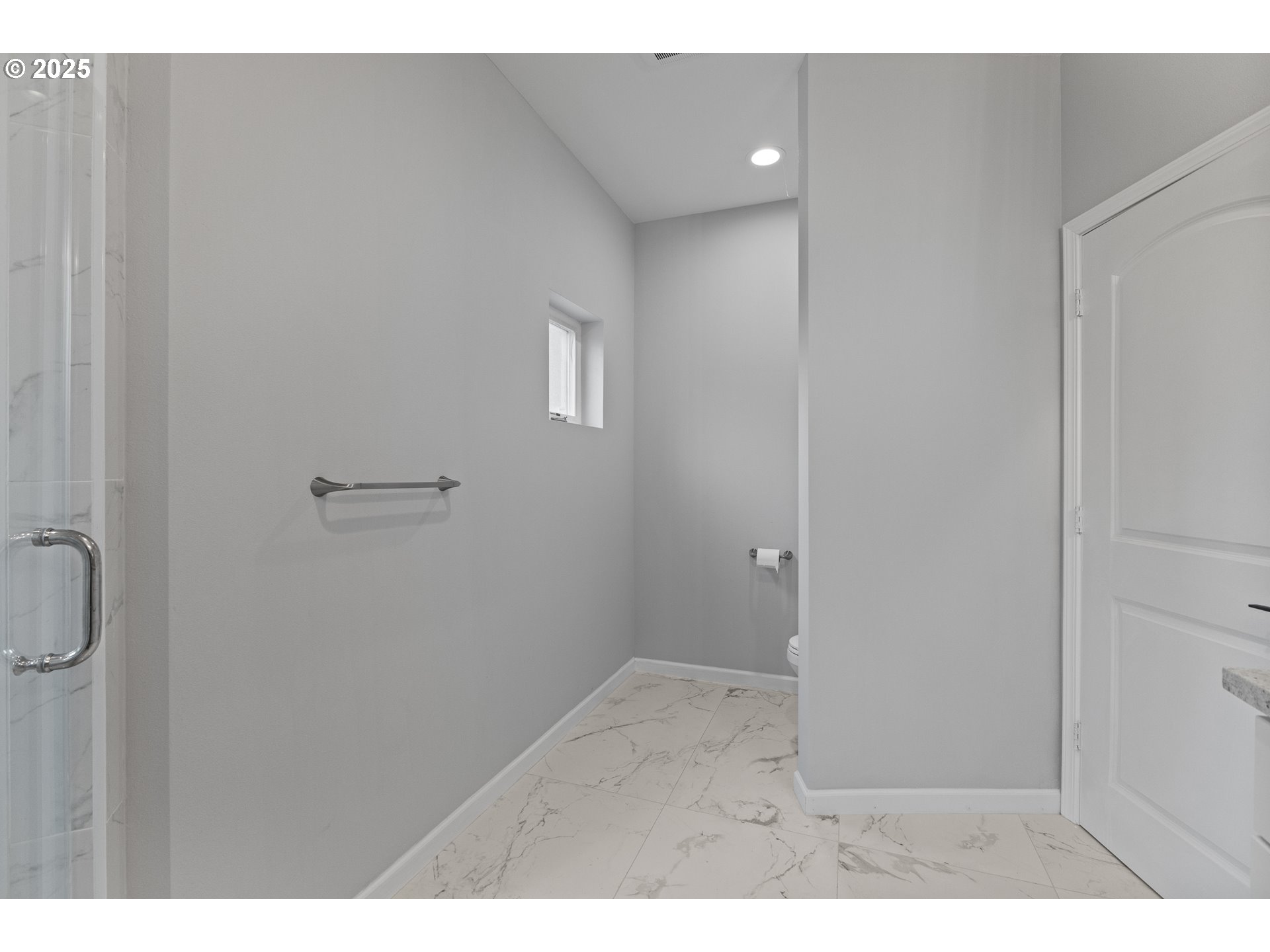 2495 Chester Street North Bend, OR 97459 - Photo 29 of 48 a view of an empty room